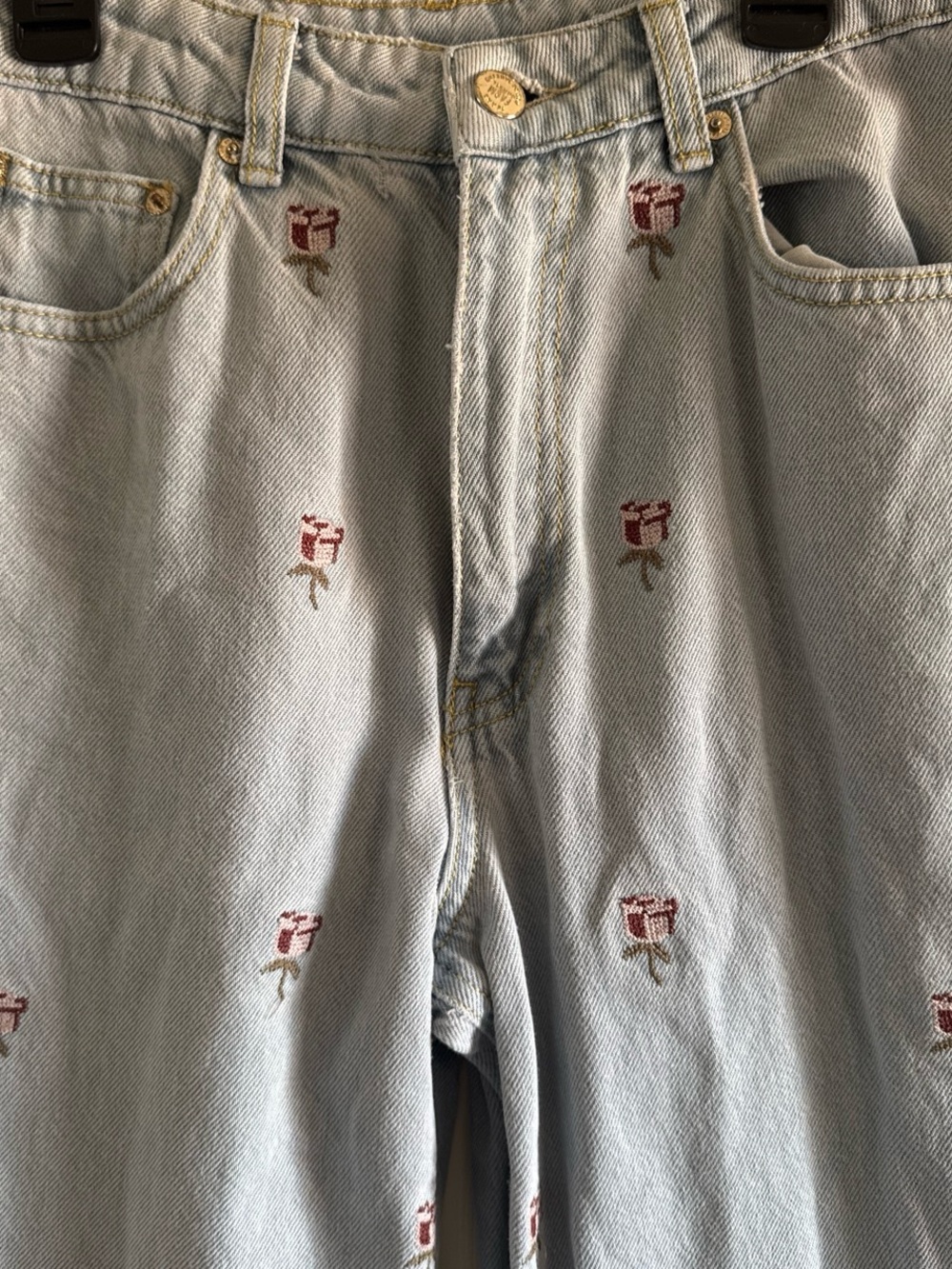 Farm Rio Rose Embroidery Jeans - Picture 5 of 11